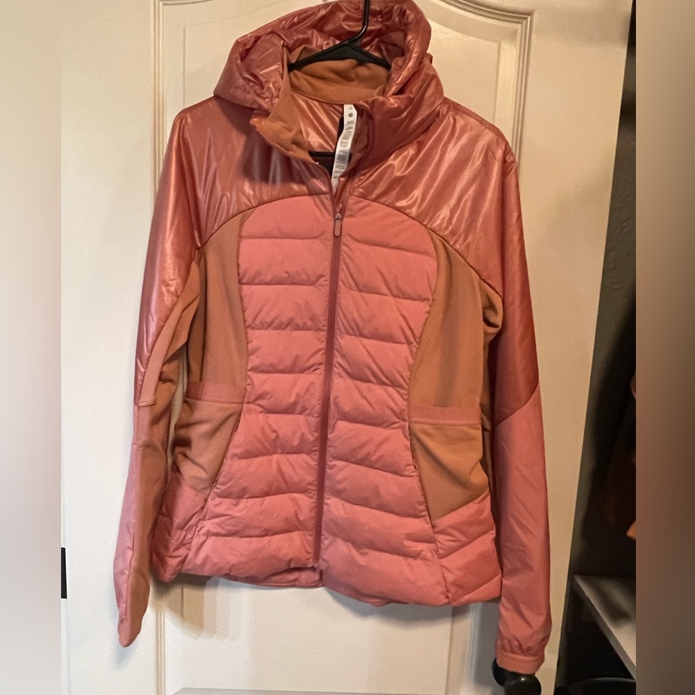 Lululemon Womens Down for it all Jacket Size 10 BNWT Retail $198